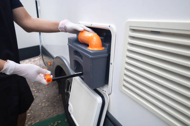 Best Portable restroom trailer rental  in Fredonia, KS